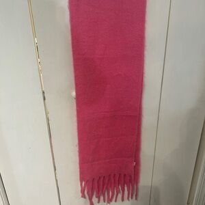 Gap Bright Pink Fringe Scarf NWT